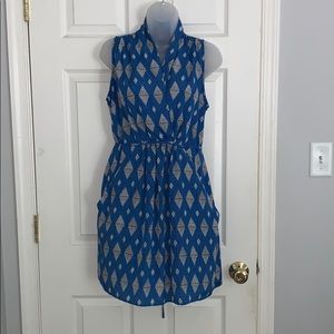 COLLECTIVE CONCEPTS - Blue Geometric Patterned Sleeveless Dress